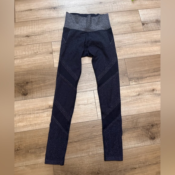 Athleta Twilight Tight - Picture 1 of 7